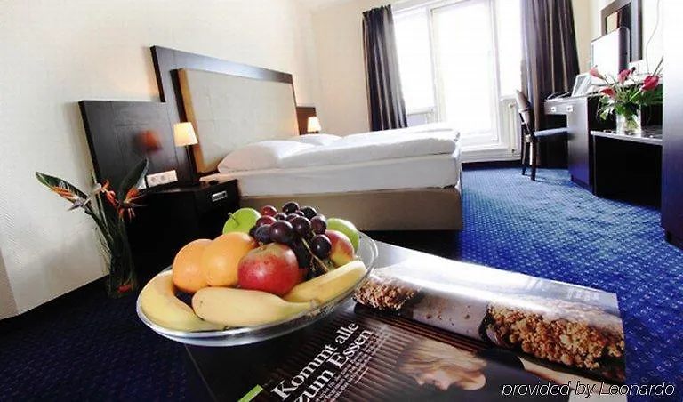 Hotel Continental Hamburg Hauptbahnhof 3*,